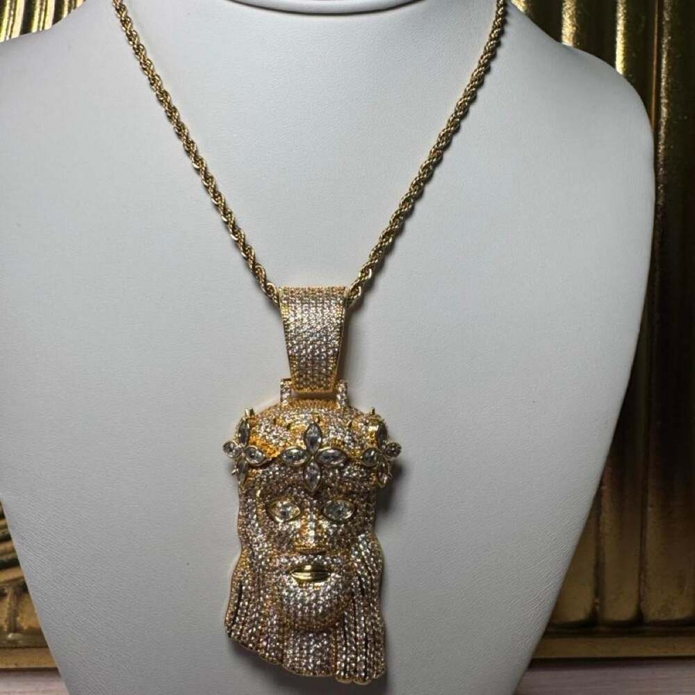 Gold Jesus Clover Pendant Necklace 897 F - Picture 6 of 6